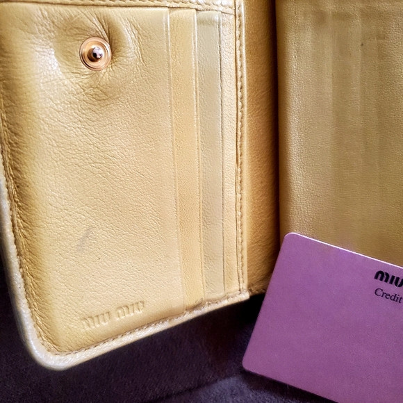 💯 MIUMIU Matelasse Bifold Long Wallet - Picture 9 of 16